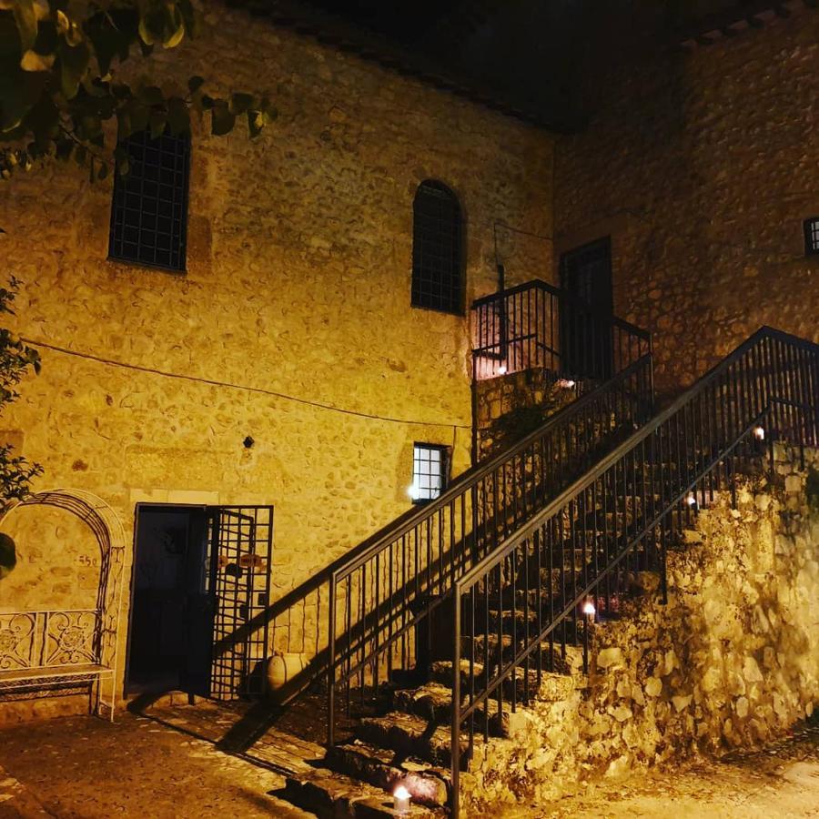 Abbazia Ss. Quirico E Giulitta Otel Micigliano Dış mekan fotoğraf