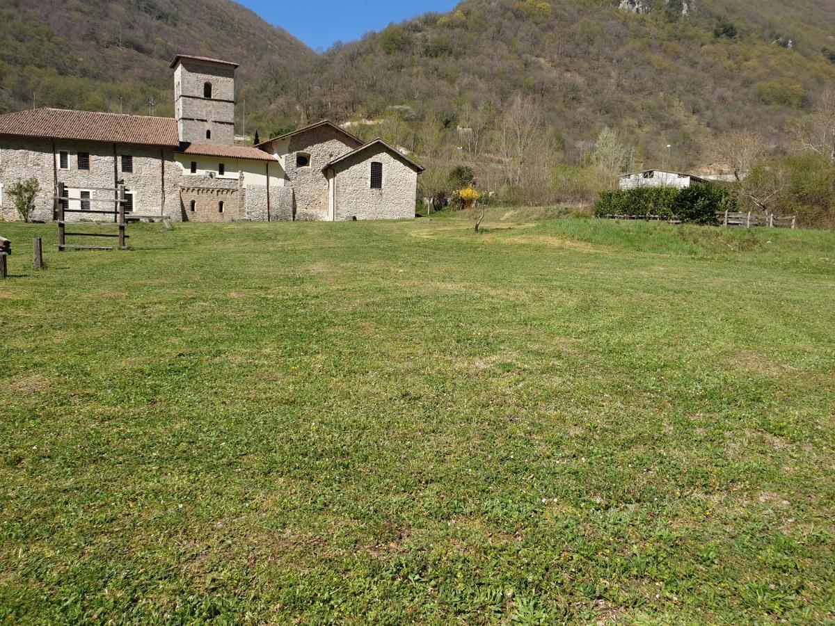Abbazia Ss. Quirico E Giulitta Otel Micigliano Dış mekan fotoğraf