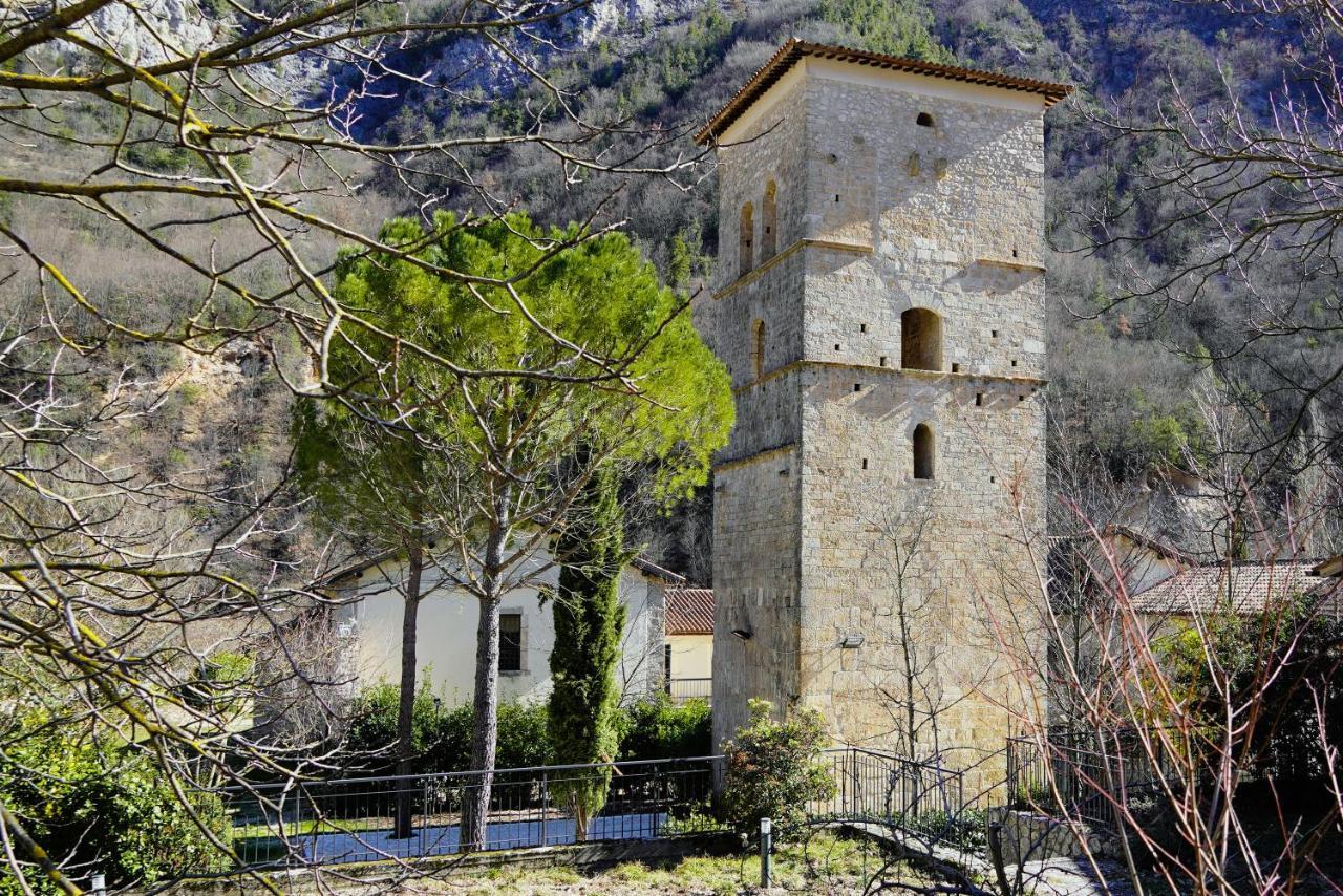 Abbazia Ss. Quirico E Giulitta Otel Micigliano Dış mekan fotoğraf