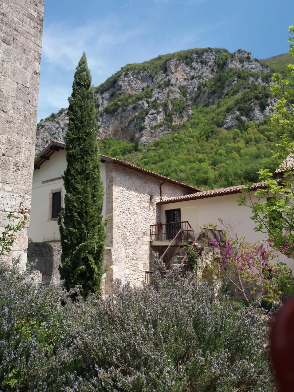 Abbazia Ss. Quirico E Giulitta Otel Micigliano Dış mekan fotoğraf
