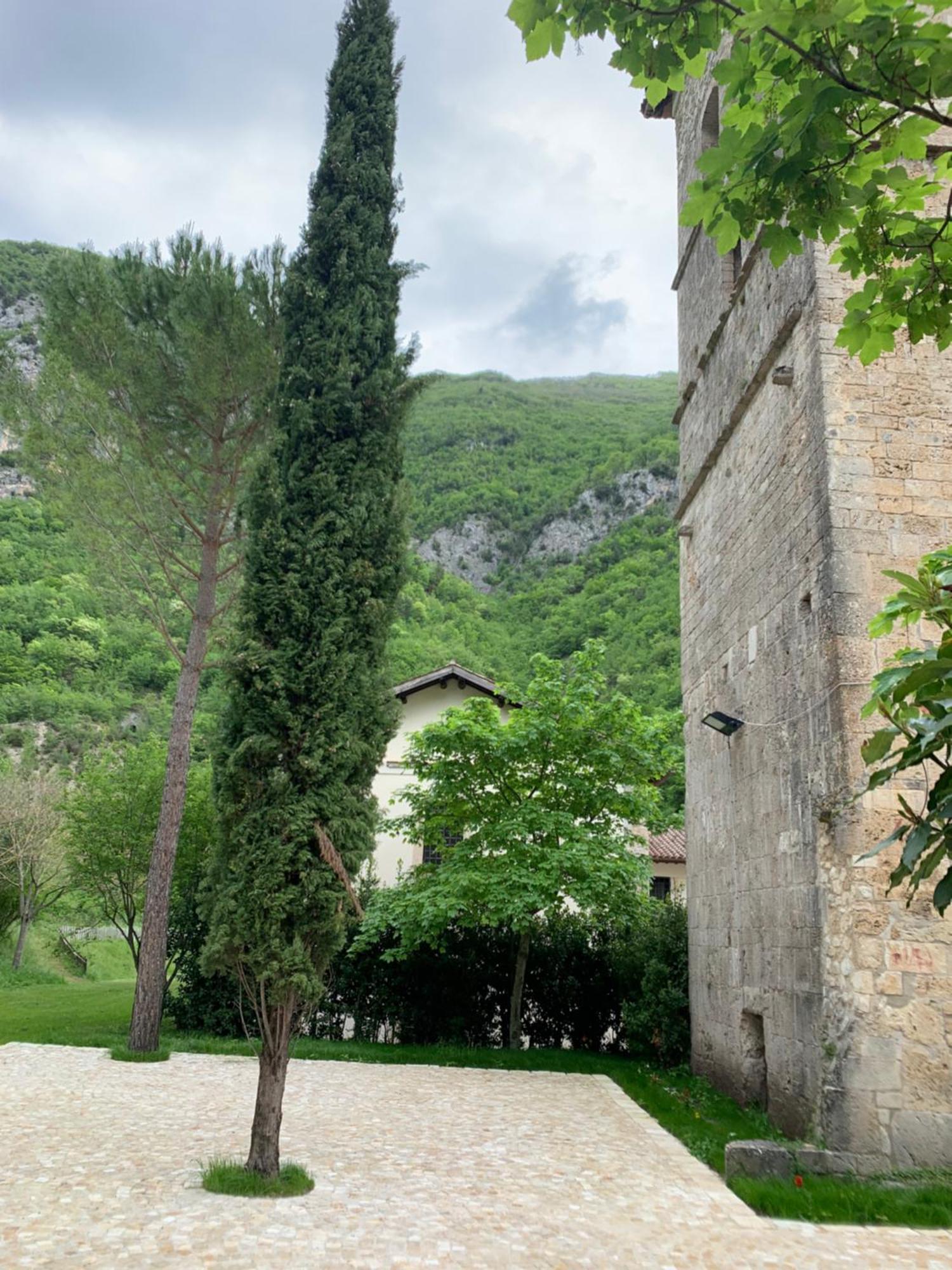 Abbazia Ss. Quirico E Giulitta Otel Micigliano Dış mekan fotoğraf